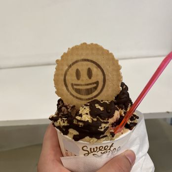 Sweet Life - Bakeries Near Me - Rome, RM
