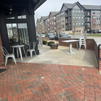 Recon Brewing At Meeder - Outside seating - Breweries Near Me - Cranberry Township, Pennsylvania