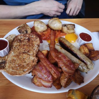 Blue Fox Cafe - Breakfast & Brunch Near Me - Victoria, British Columbia