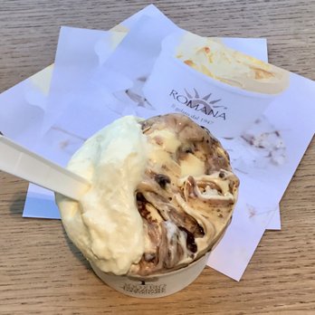 La Romana - (1) Ricotta Cheese and Caramel and (2) Cookies and Cream [with biscotti not cookies] - Ice Cream & Frozen Yogurt Near Me - Rome, RM
