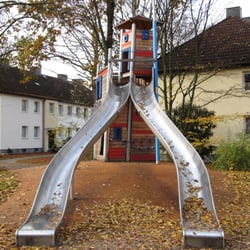 Spielplatz - Leuchtturm inkl. Doppelrutsche