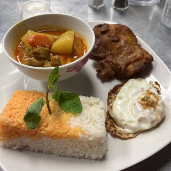 Thaily's - Chicken curry - Middle Eastern Near Me - Chandler, Arizona