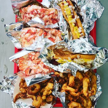 Red's Eats - Our full order of lobster rolls and hot dogs! - Seafood Near Me - Wiscasset, Maine