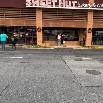 Sweet Hut Bakery & Cafe - Bakeries Near Me - Duluth, Georgia