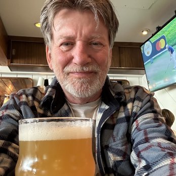 Simmzy's - Moi and beer. "It's What Day Hazy IPA" - American Near Me - Manhattan Beach, California