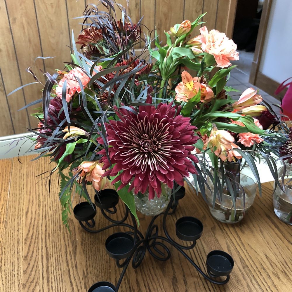 N’Bloom - Flowers & Gifts Near Me - Ellinwood, Kansas N’Bloom - Flowers & Gifts Near Me - Ellinwood, Kansas