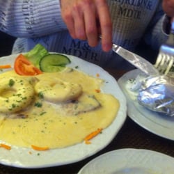 Taverna Elina - "Für den kleinen hunger": putenmedaillon mit ananas und sahnesoße und ofenkartoffel