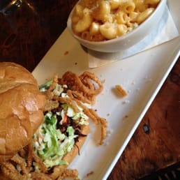 Pulled Pork Sandwich