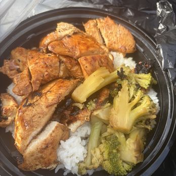 1st & Franklin Gourmet Grub - Teriyaki chicken bowl - Food Trucks Near Me 1st & Franklin Gourmet Grub - Teriyaki chicken bowl - Food Trucks Near Me