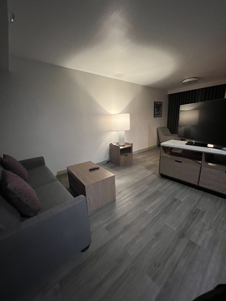 SHERATON RICHMOND AIRPORT HOTEL Updated August 2024 62 Photos & 43