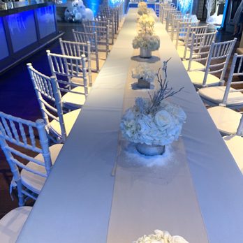 Mia Emma Love Events - Dining table in bar area - Party & Event Planning Near Me Mia Emma Love Events - Dining table in bar area - Party & Event Planning Near Me
