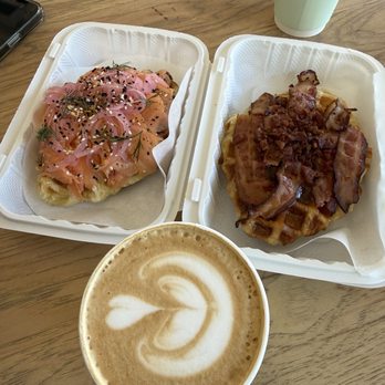 Croffle Crew - Desserts Near Me - Happy Valley, Oregon