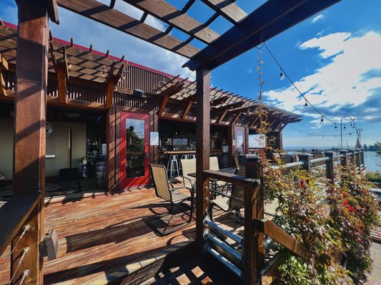 Gun Flint Tavern by null