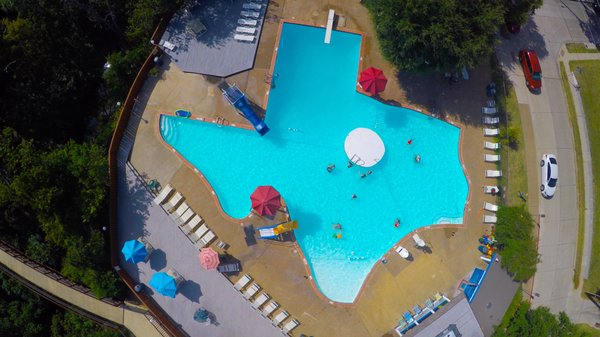 The Texas Pool by null