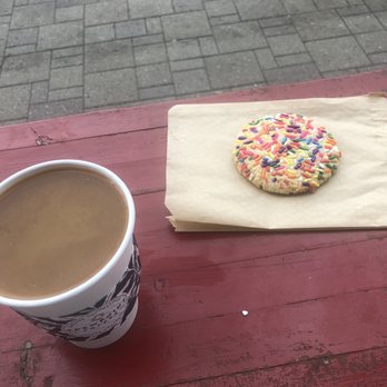 Brewpoint Coffee - Coffee With A Vegan Cookie - Coffee & Tea Near Me - Elmhurst, Illinois