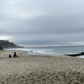 Thousand Steps Beach - View from the beach (bottom) - Beaches Near Me - Laguna Beach, California