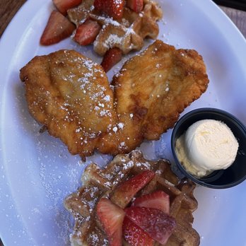 Salt & Pepper Cafe - Chicken and Waffles Special - American Near Me - Acworth, Georgia