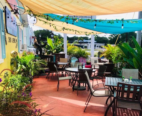 Belleair Cafe by null