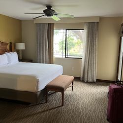 Club Wyndham Kona - Master bedroom.