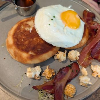 46 & 3rd - American pancakes...was too late with the photo and had already been disassembled - Breakfast & Brunch Near Me - Paris, 75 46 & 3rd - American pancakes...was too late with the photo and had already been disassembled - Breakfast & Brunch Near Me - Paris, 75