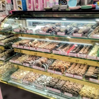Sloan's - Ice Cream & Frozen Yogurt Near Me - Lauderdale By the Sea, Florida Sloan's - Ice Cream & Frozen Yogurt Near Me - Lauderdale By the Sea, Florida
