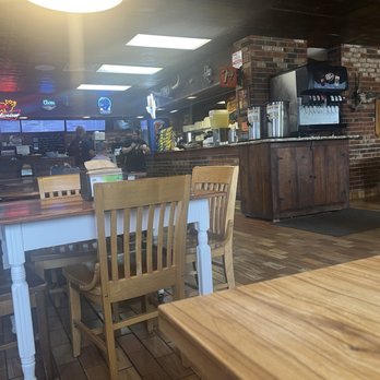 Hinze's BBQ & Catering - Order and pickup station - Barbeque Near Me - Sealy, Texas Hinze's BBQ & Catering - Order and pickup station - Barbeque Near Me - Sealy, Texas