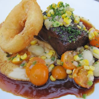 Solbar - Painted Hills Ranch Smoked Beef Shortribs (so tasty even the yellow jackets kept attacking!) - New American Near Me - Calistoga, California