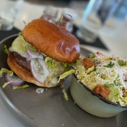 The Burrow TC - Burrow Burger