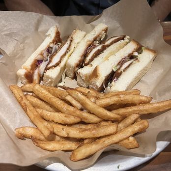 Lazy Dog Restaurant & Bar - Chicken Katsu Sando - New American Near Me - Plano, Texas