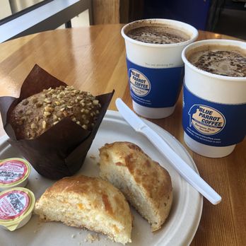Blue Parrot Espresso Bar - Scone, muffin and coffee - Coffee & Tea Near Me - Vancouver, British Columbia