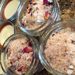Special Victories - Herbal Infused Bath Salts