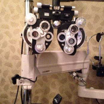 Oliver Chen, OD - exam equipment - Optometrists Near Me - Carlsbad, California Oliver Chen, OD - exam equipment - Optometrists Near Me - Carlsbad, California