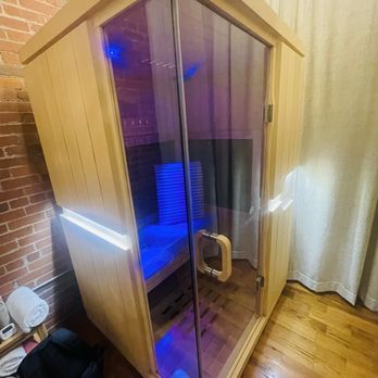 Aura Sauna Studio - Sauna pod - Saunas Near Me - Pittsburgh, Pennsylvania