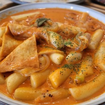 Lucky Pig - Special menu of the day: TTEOKIBOKKI (KOREAN SPICY RICECAKE AND FISHCAKE) - Korean Near Me - Whittier, California