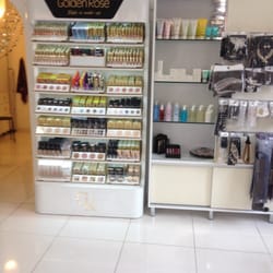 Sesa Hair & Beauty - Ook voor make-up kun je hier terecht