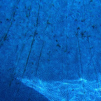 Aqua Pools - Bad installation by Oasis Builders-Lockport/installers for Aqua pools - Pool Cleaners Near Me - Homer Glen, Illinois