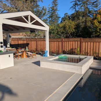Arreola Landscape and Pool Design - In-ground, elevated spa. - Landscaping Near Me
