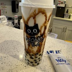 MoMo Tea - Brown sugar boba tea