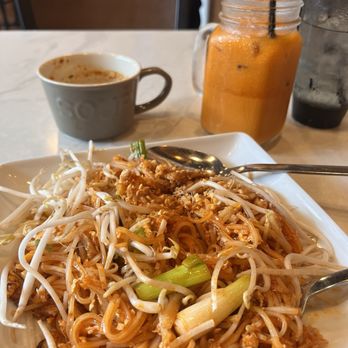 Thai Lotus Kitchen - Pad Thai Lunch Special - Thai Near Me - Dallas, Texas Thai Lotus Kitchen - Pad Thai Lunch Special - Thai Near Me - Dallas, Texas