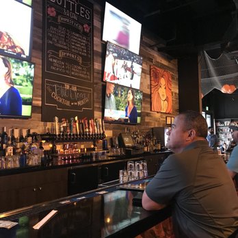 Lucky Strike Honolulu - Arcades Near Me - Honolulu, Hawaii