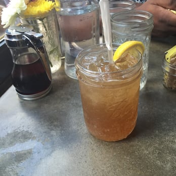Sweet Chick - Arnold Palmer soda - Southern Near Me - New York, New York