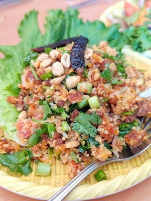 Banh Somtum by null