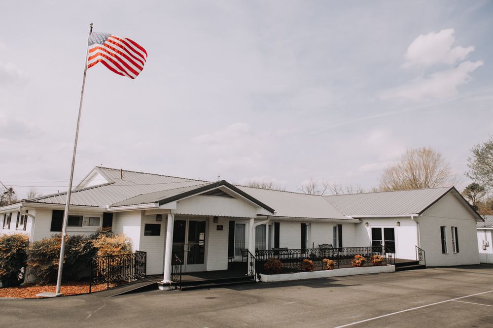 LOUDON FUNERAL HOME Request Information 14 Photos 2048 Mulberry