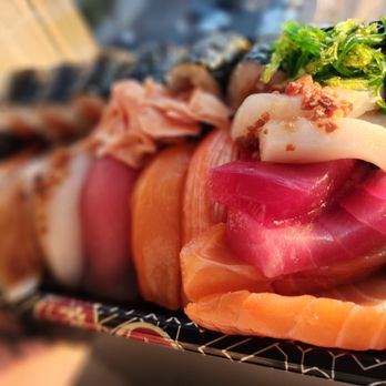 Amazon.co.jp: barliquors×TIMS SUSHI vs RAMEN バーリカーズ