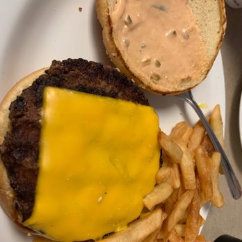 Bonanza Cafe - Tasty Cheeseburger (plain except for the 1000 Island sauce and delicious fries) - Breakfast & Brunch Near Me - Fort Mohave, Arizona Bonanza Cafe - Tasty Cheeseburger (plain except for the 1000 Island sauce and delicious fries) - Breakfast & Brunch Near Me - Fort Mohave, Arizona