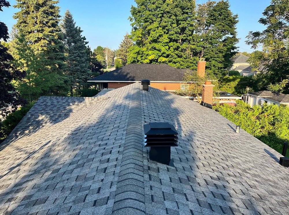 Slide of Robla Roofing