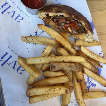 Avli on The Park - Vegetable Sandwich - Greek Near Me - Chicago, Illinois