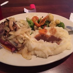 Genesis Bar & Grill - Beef steak