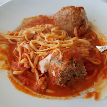 Caffe Giostra - Spaghetti and meat balls. Very tasty! - Italian Near Me - Petaluma, California Caffe Giostra - Spaghetti and meat balls. Very tasty! - Italian Near Me - Petaluma, California