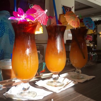 Splash Bar - Tropical Itch Cocktail - Asian Fusion Near Me - Honolulu, Hawaii